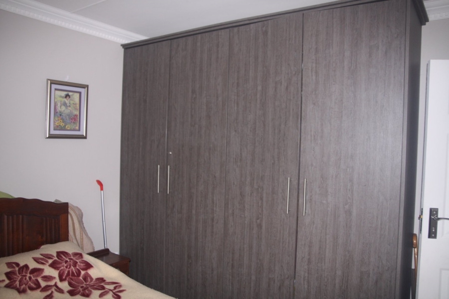 5 Bedroom Property for Sale in Dana Bay Western Cape